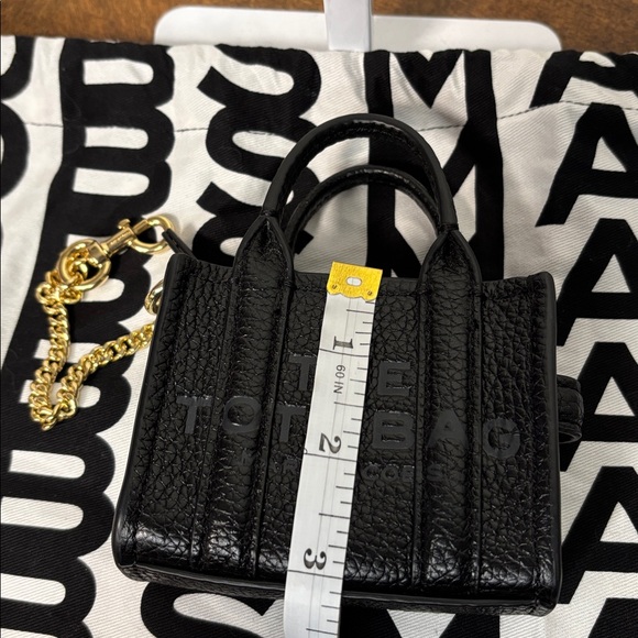 MARC JACOBS NANO BAG CHARM- AUTHENTIC - Picture 15 of 16